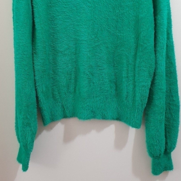 Halogen Womens Size XS Fuzzy V-Neck Pullover Sweater V-Neck Long Sleeve Green - Picture 5 of 9